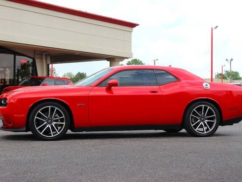 Used 2023 Dodge Challenger R/T w/ Plus Package RWD image 5