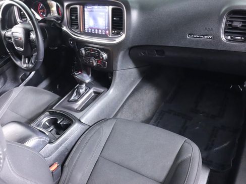 Used 2018 Dodge Charger SXT Plus w/ Blacktop Package image 36