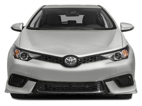 Used 2018 Toyota Corolla iM w/ Carpet Mat Package (TMS) FWD image 4