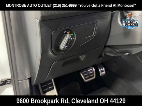 Used 2024 Volkswagen Tiguan SE R-Line image 16