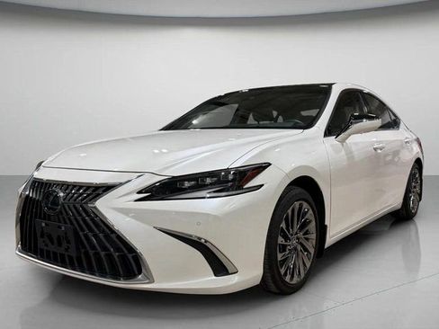 Used 2024 Lexus ES 350 Ultra Luxury image 7