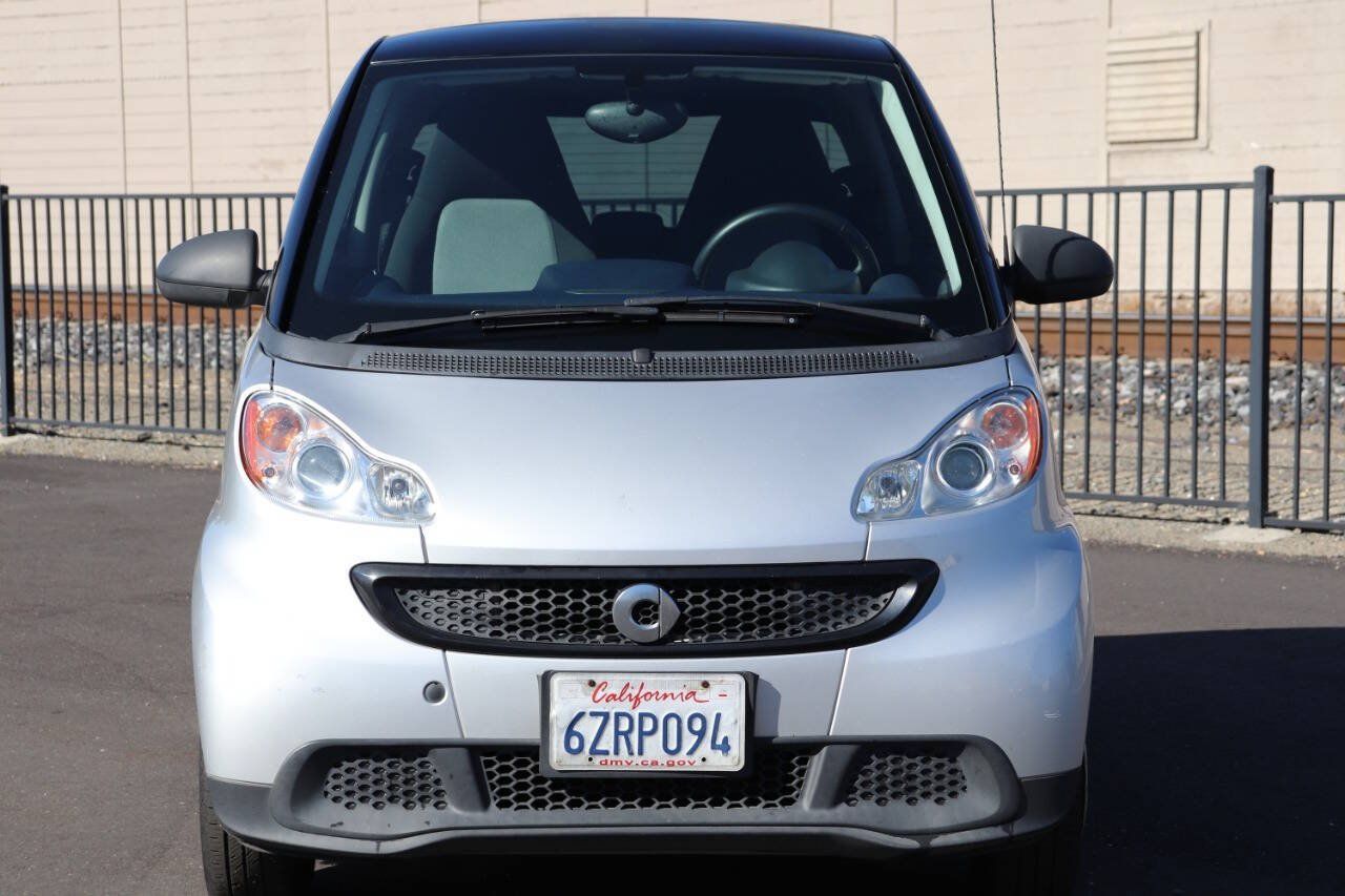 Used 2013 smart fortwo pure RWD image 3