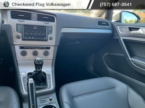 Used 2017 Volkswagen Golf Wolfsburg Edition FWD image 31