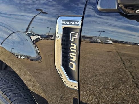 Used 2020 Ford F250 Platinum w/ FX4 Off-Road Package image 31