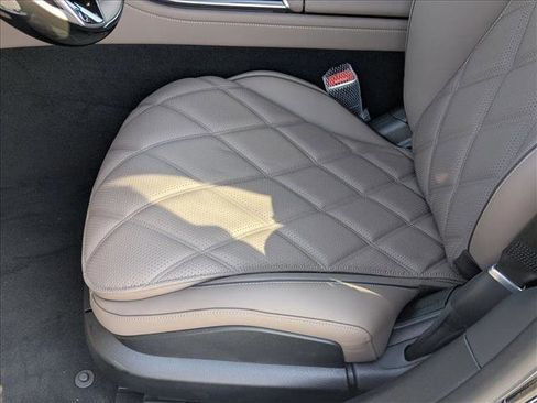 New 2026 Mercedes-Benz Maybach S 580 4MATIC image 4