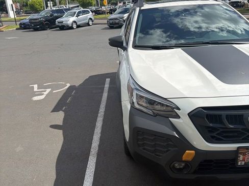 Certified 2024 Subaru Outback Wilderness AWD/4WD image 3