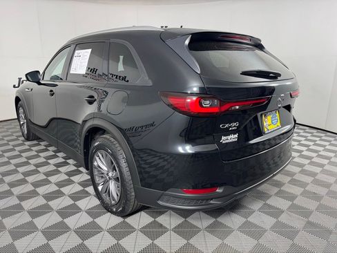 Used 2024 MAZDA CX-90 Plug-In Hybrid w/ Preferred AWD/4WD image 9