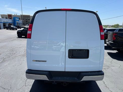New 2026 Chevrolet Express 2500 RWD image 5