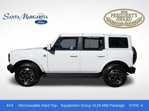 Certified 2025 Ford Bronco Outer Banks image 1