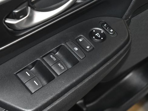Used 2018 Honda CR-V EX-L image 6