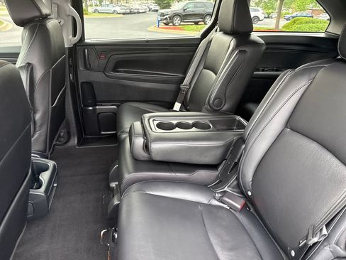 Used 2023 Honda Odyssey EX-L image 16