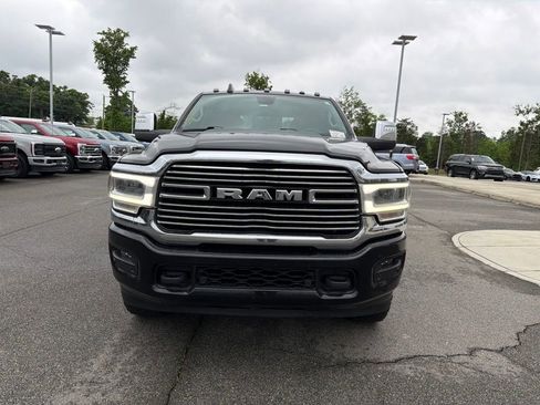 Used 2023 RAM 2500 Laramie AWD/4WD image 4
