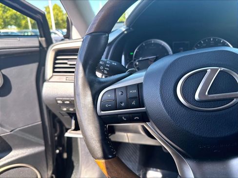 Used 2021 Lexus RX 350L Premium w/ Premium Package AWD/4WD image 14