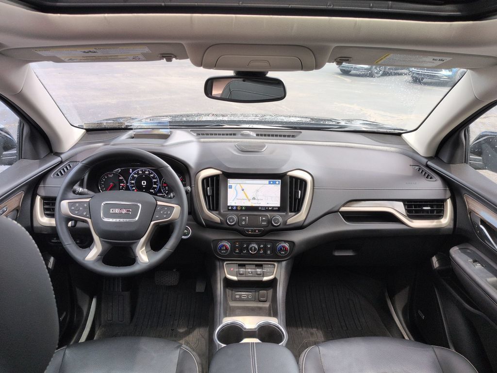 Used 2023 GMC Terrain Denali w/ LPO, Floor Liner Package AWD/4WD image 9