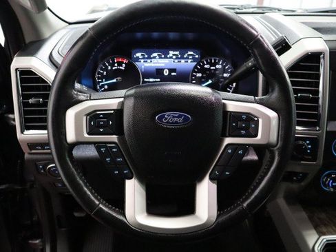 Used 2018 Ford F250 Lariat w/ Lariat Ultimate Package AWD/4WD image 38
