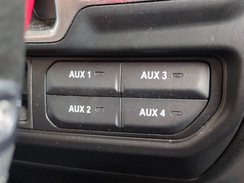 Used 2024 Jeep Wrangler Unlimited Sport AWD/4WD image 17