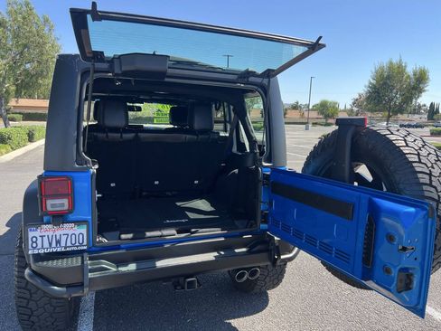 Used 2016 Jeep Wrangler Unlimited Sport w/ Quick Order Package 24S AWD/4WD image 31
