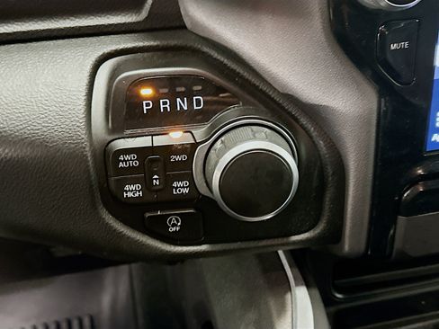 Used 2024 RAM 1500 Big Horn AWD/4WD image 25