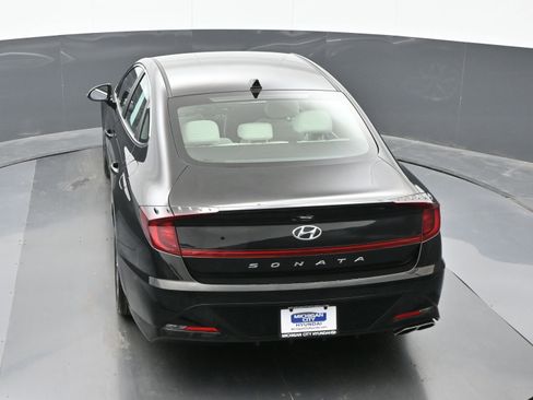 Used 2022 Hyundai Sonata SEL w/ Preferred Accessory Package image 35
