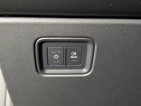 New 2026 Porsche Macan Turbo Electric image 34