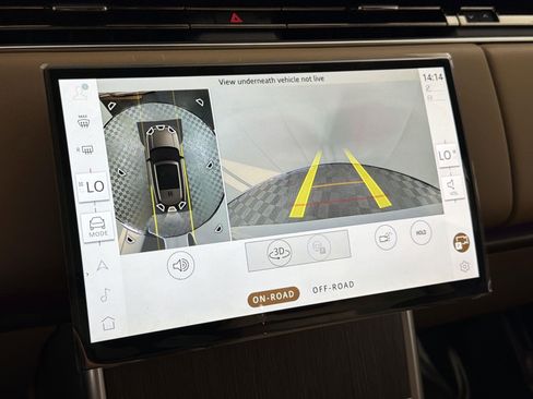 New 2025 Land Rover Range Rover SE image 16