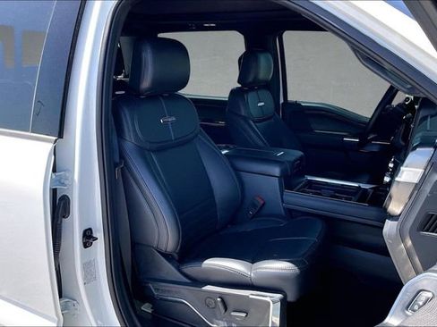 Used 2025 Ford F250 Platinum w/ FX4 Off-Road Package AWD/4WD image 6