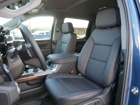 New 2026 GMC Sierra 1500 Elevation w/ Elevation Premium Package image 4