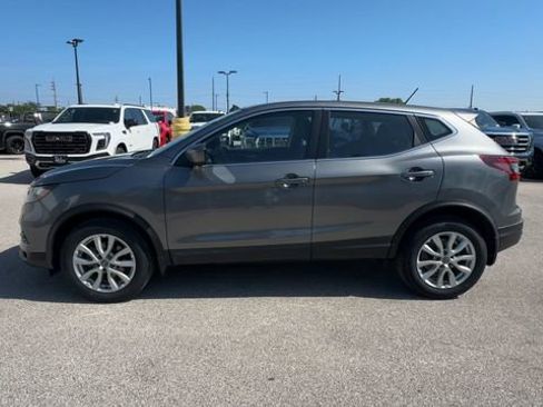 Used 2021 Nissan Rogue Sport S FWD image 5