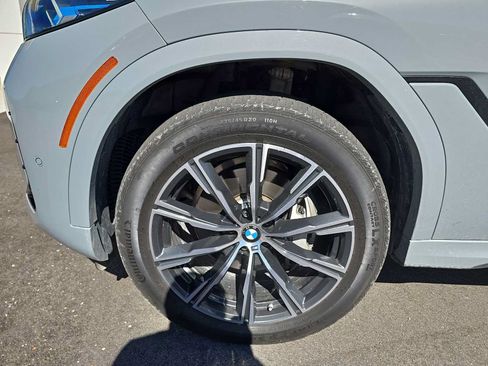 Certified 2024 BMW X6 xDrive40i w/ Premium Package AWD/4WD image 13