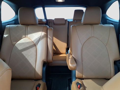 Used 2024 Toyota Highlander Platinum image 20