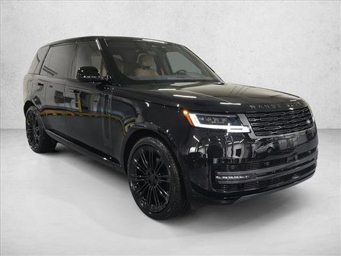 New 2026 Land Rover Range Rover Long Wheelbase SE image 3