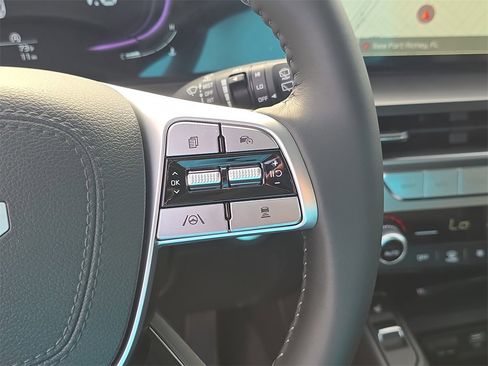 New 2025 Kia Telluride S image 36