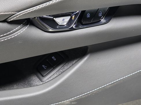 New 2026 Chevrolet Corvette Z06 w/ Stealth Interior Trim Package image 30