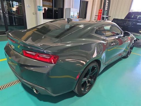 Used 2016 Chevrolet Camaro LT w/ RS Package image 10