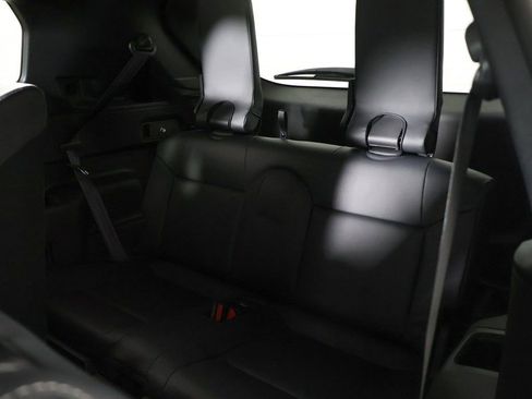 New 2026 Mitsubishi Outlander SE image 33