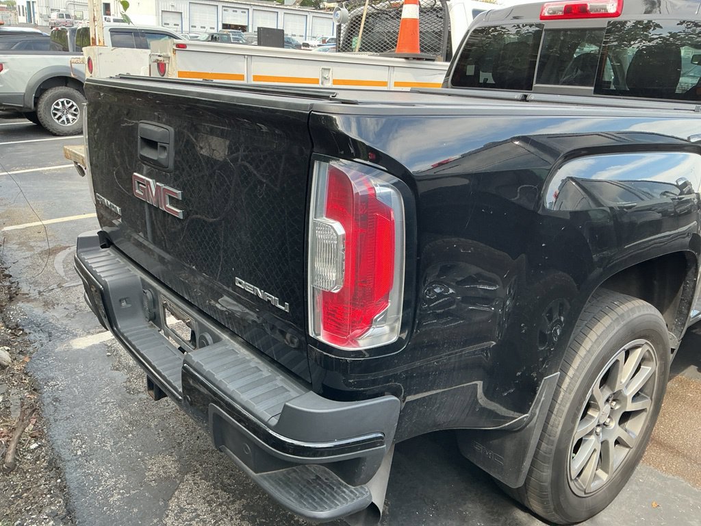 Used 2019 GMC Canyon Denali AWD/4WD image 9