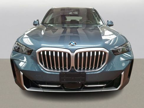 Certified 2024 BMW X5 xDrive40i image 2