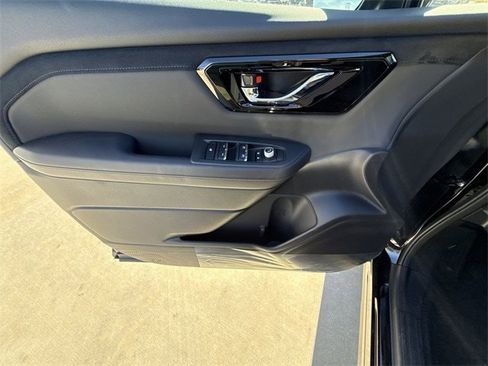 New 2025 Subaru Forester Limited image 13