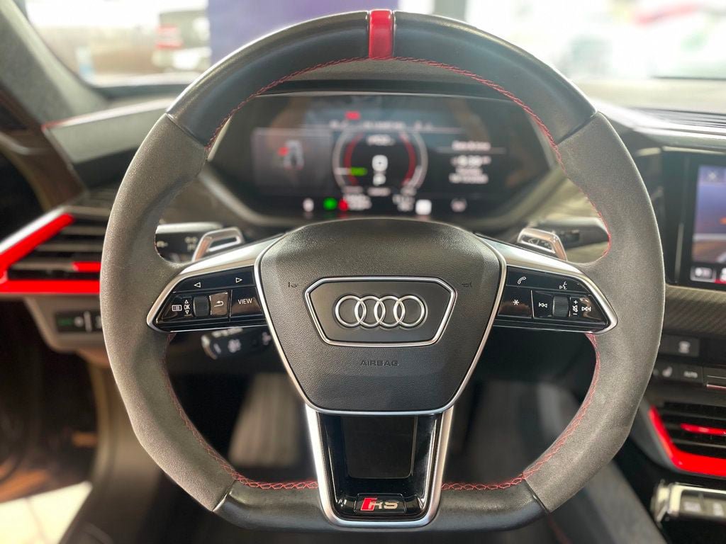 Used 2023 Audi RS e-tron GT AWD/4WD image 32