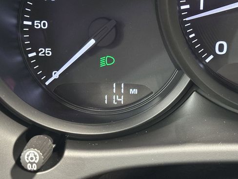 Certified 2026 Porsche Macan image 22