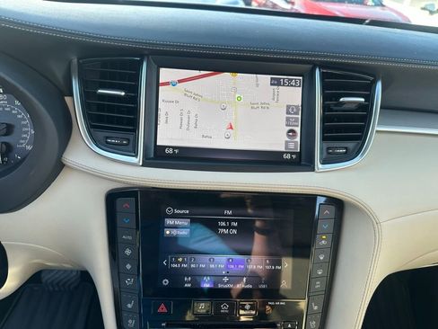 Used 2022 INFINITI QX50 Sensory image 30