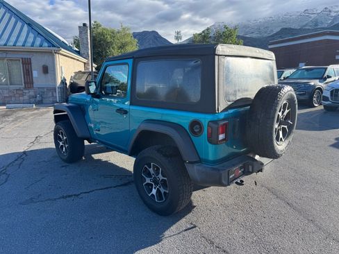 Used 2020 Jeep Wrangler Sport AWD/4WD image 3