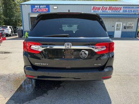 Used 2018 Honda Odyssey Elite image 5