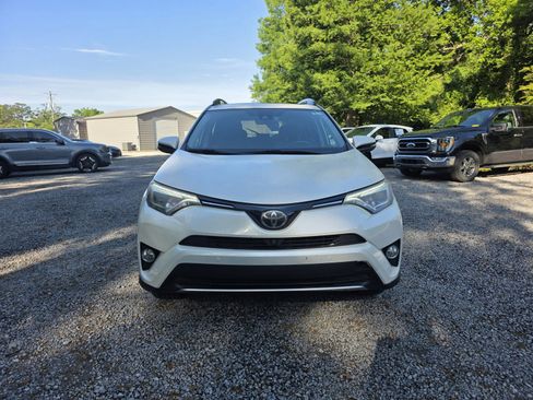 Used 2018 Toyota RAV4 Limited w/ Advanced Technology Package FWD image 3
