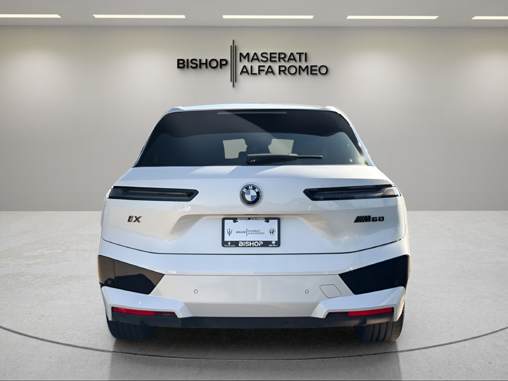 Used 2024 BMW iX M60 w/ Luxury Package AWD/4WD image 5