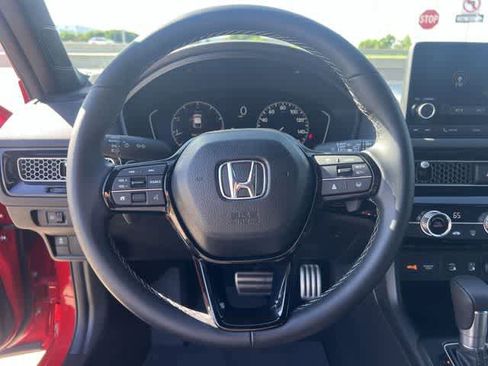 Used 2025 Honda Civic Sport image 17