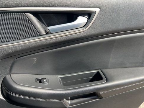 Used 2024 Ford Edge SEL image 31