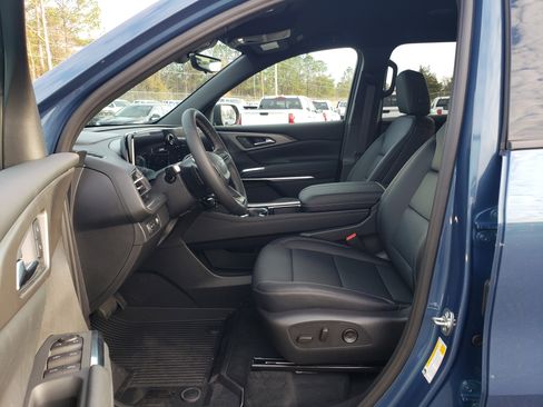 New 2026 Chevrolet Traverse LT w/ Midnight/Sport Edition image 31