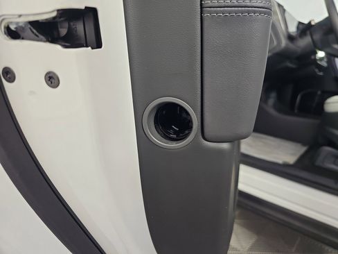 Used 2023 Rivian R1T Adventure image 30