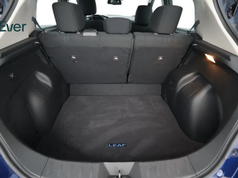 Used 2024 Nissan Leaf SV Plus FWD image 8